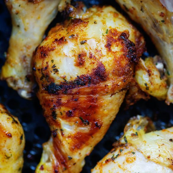 Easy, Savory Air Fryer Drumsticks Recipe | Airfried.com