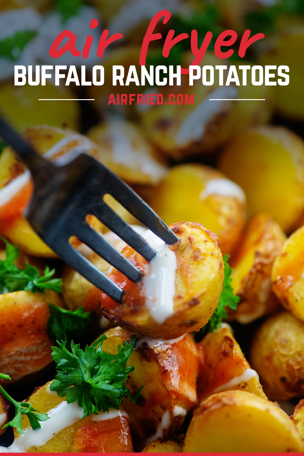 Try these buffalo ranch potatoes to add a little spice to your roasted potatoes! #airfryer #sidedishes #recipes
