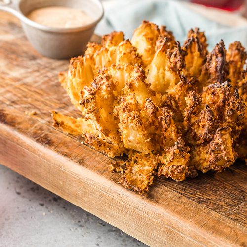 Crispy Air fryer Blooming Onion with Spicy Mayo Dipping Sauce