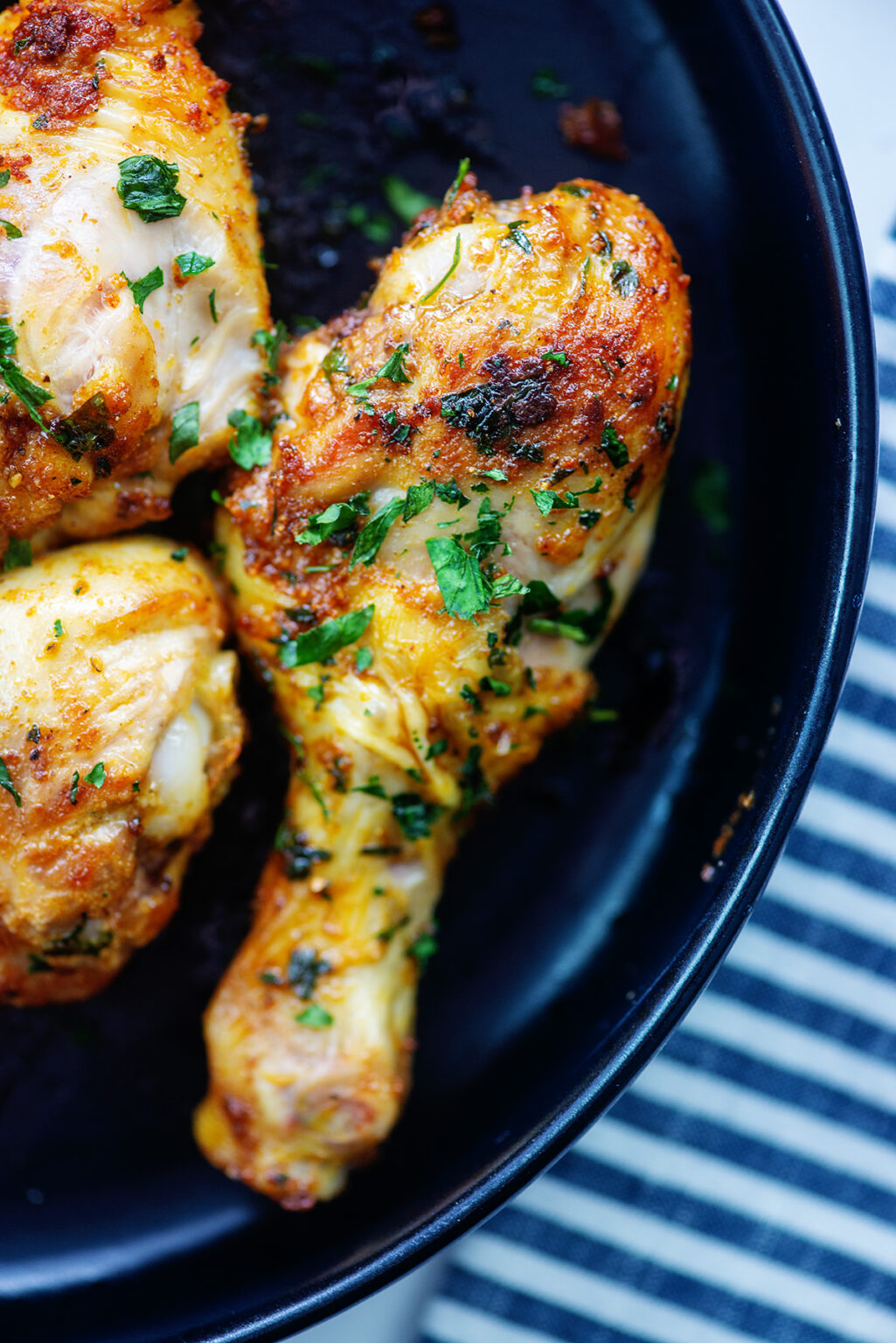 Easy, Savory Air Fryer Drumsticks Recipe