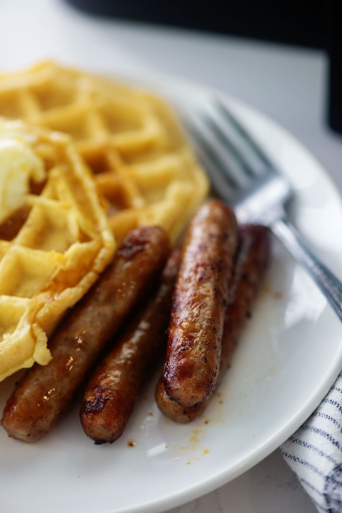 quick-easy-air-fryer-sausage-links-airfried