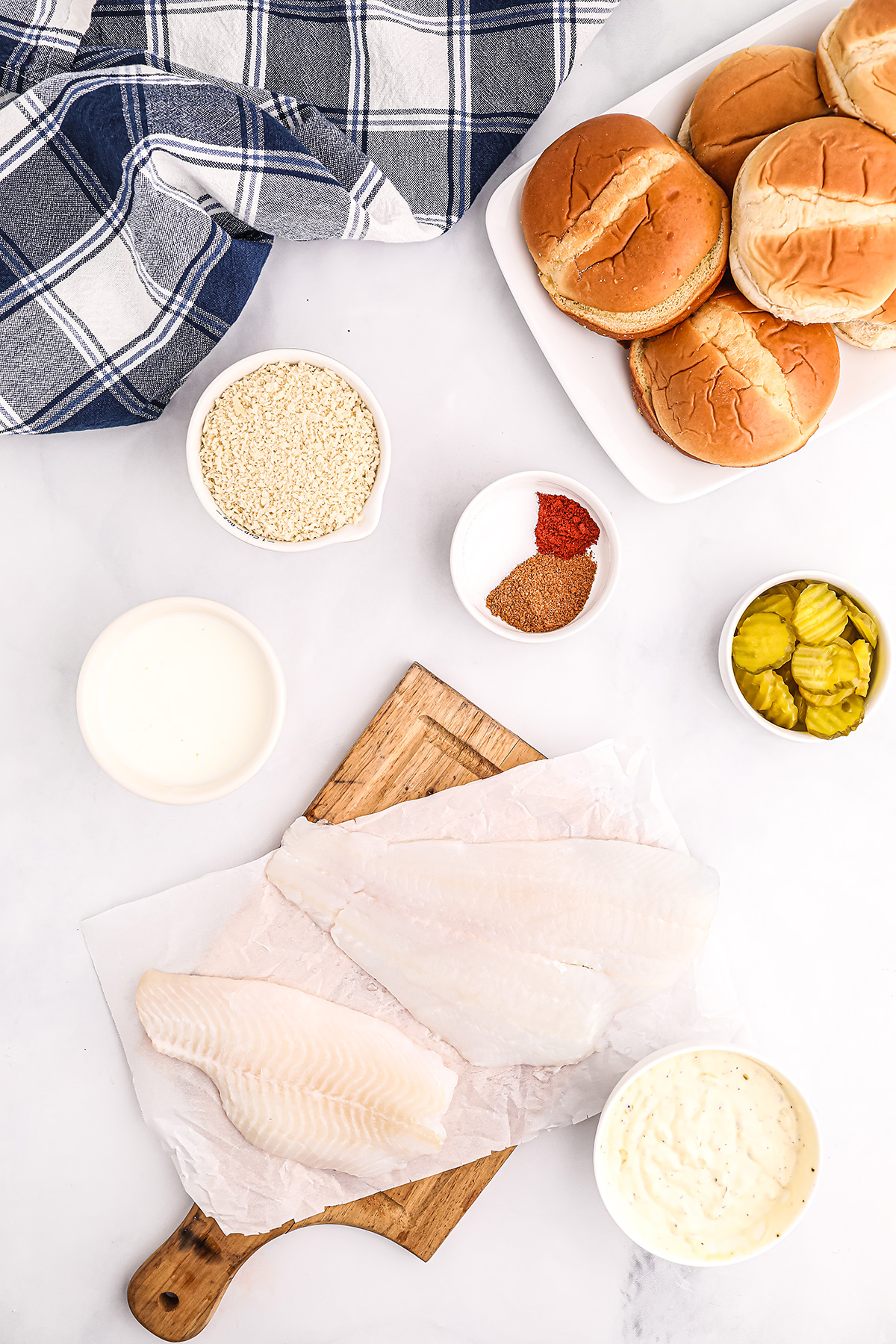 fish sandwich ingredients