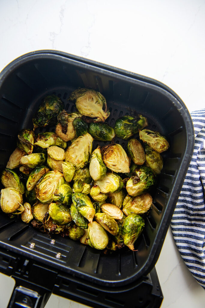 How to Make Air Fryer Brussels Sprouts Fast and Easy