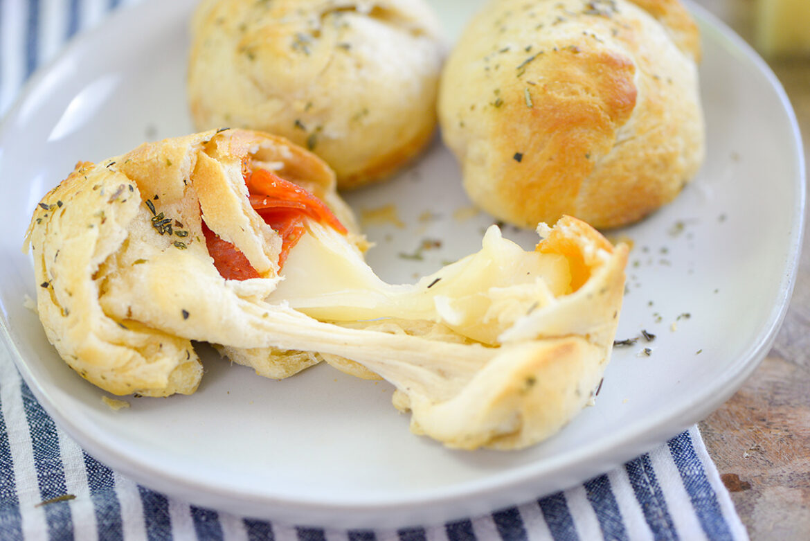 Air Fryer Pizza Bombs