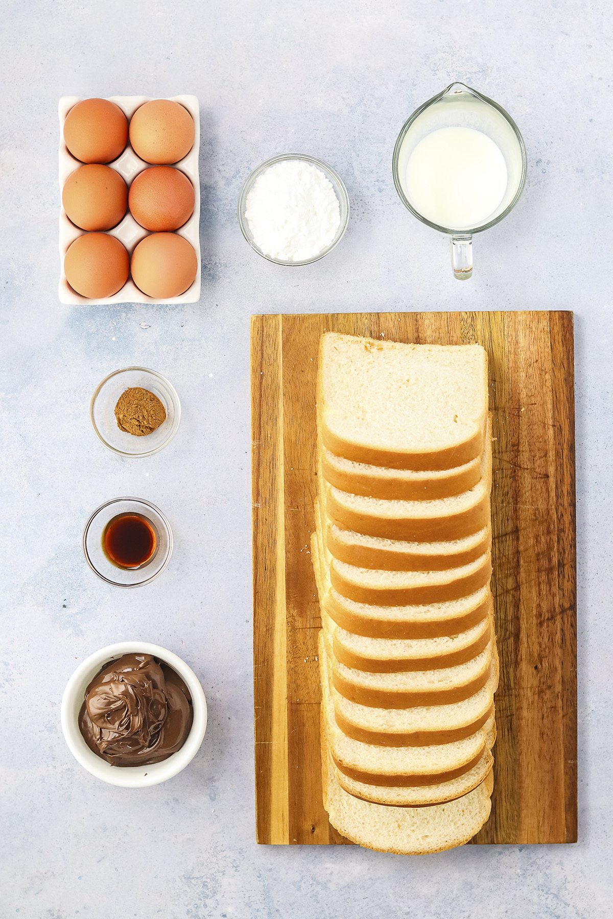 Ingredients for Nutella french toast roll ups.